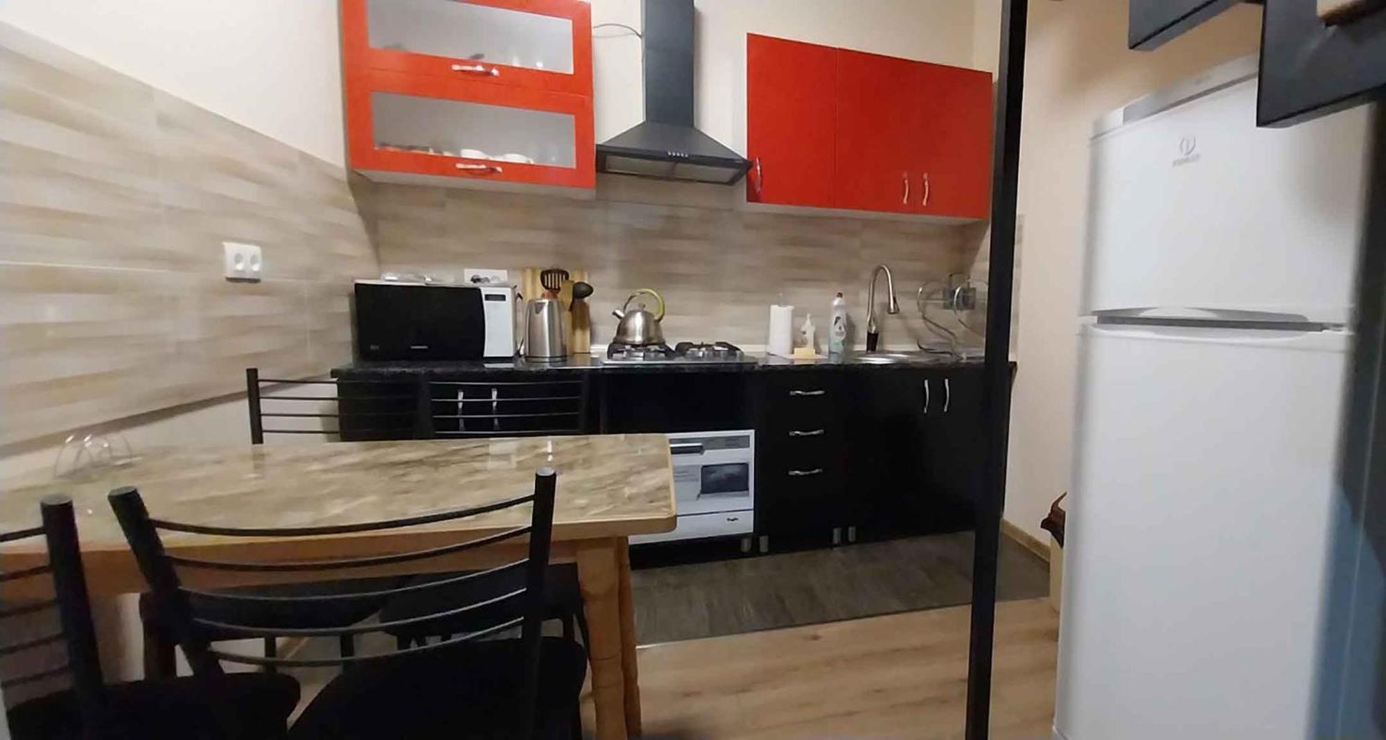Full House Apartment Tbilisi ภายนอก รูปภาพ