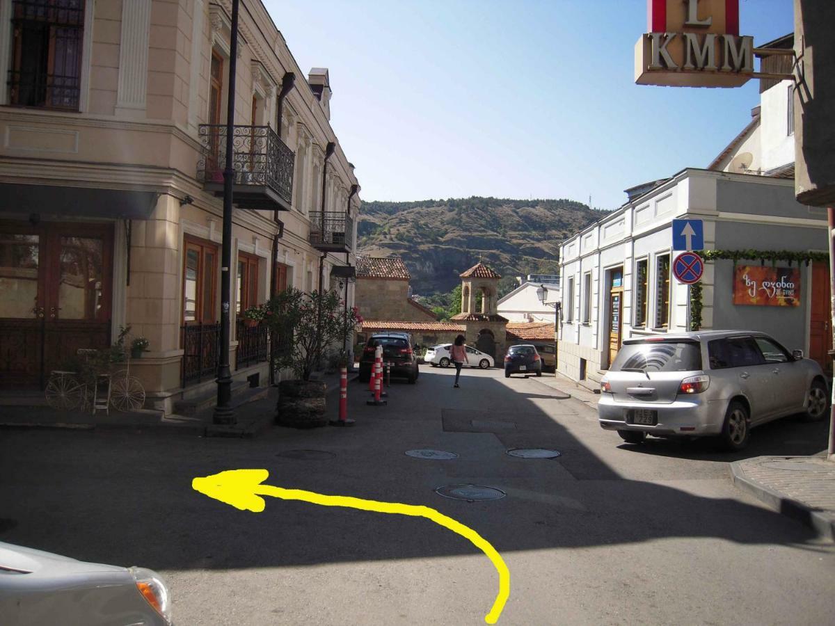 Full House Apartment Tbilisi ภายนอก รูปภาพ
